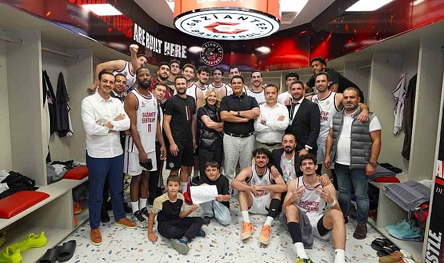 Gaziantep Basketbol'dan şampiyonluk yolunda önemli galibiyet