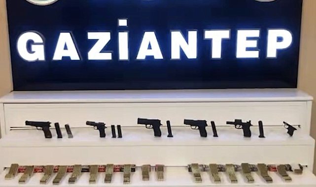 Gaziantep'te 4 adet ruhsatsız silah ile çok sayıda fişek ele geçirildi