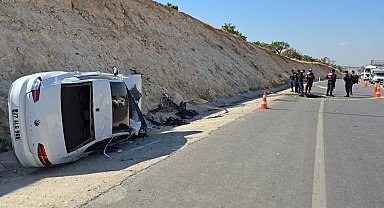 Gaziantep'te kavşakta otomobille çarpışan motosikletli hayatını kaybetti