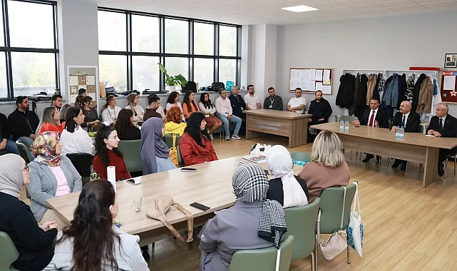 Gebze'de Başkan Büyükgöz'den eğitim yuvalarına ziyaret