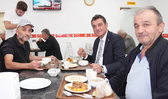 Giresun'da Başkan Köse Kent Lokantası'nda vatandaşlarla buluştu