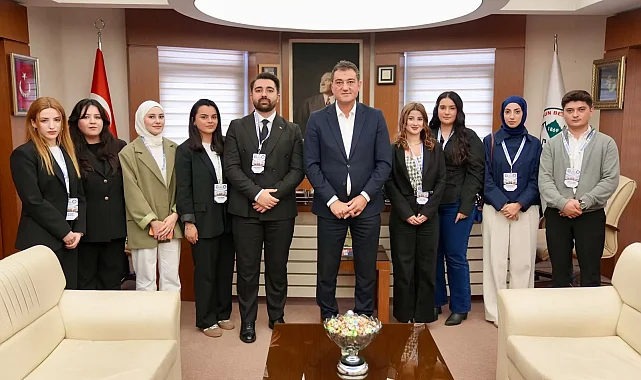 Giresun'da Başkan Köse, üniversiteli gençleri ağırladı