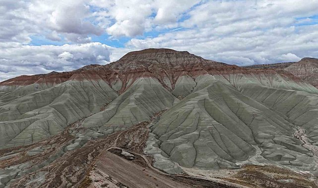 Gökkuşağı Tepeleri'nden Kuş Cenneti'ne uzanan doğa rotası yerli ve yabancı turistleri çekiyor