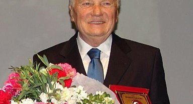 Göksel Arsoy hayatını kaybetti