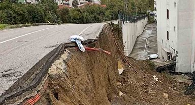 Gölcük'te 65 kişinin yaşadığı bina tahliye edildi