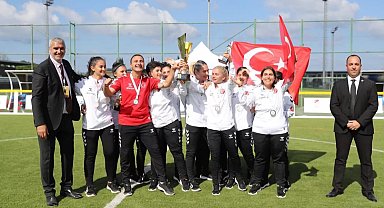 Görme engelli milli kadınlar namağlup Avrupa şampiyonu