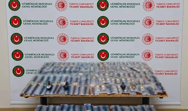 Hakkari'de 1,5 milyon TL'lik kaçak eşya ele geçirildi