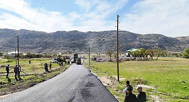 Hani ile Elazığ arasındaki bağlantı yolu sıcak asfaltla yenilendi