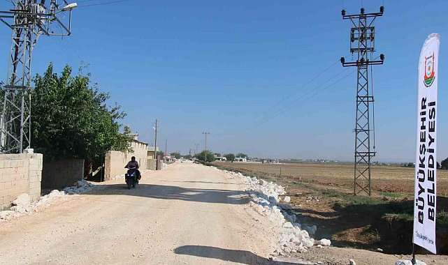 Harran'da yollar büyükşehir belediyesiyle yenileniyor