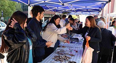 Hastanede tedavi gören çocuklar için destek oldular
