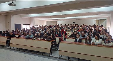 Havza MYO'da 1. sınıf öğrencilerine uyum programı