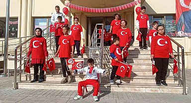 Havza'da özel öğrencilerden Cumhuriyet Bayramı kutlaması