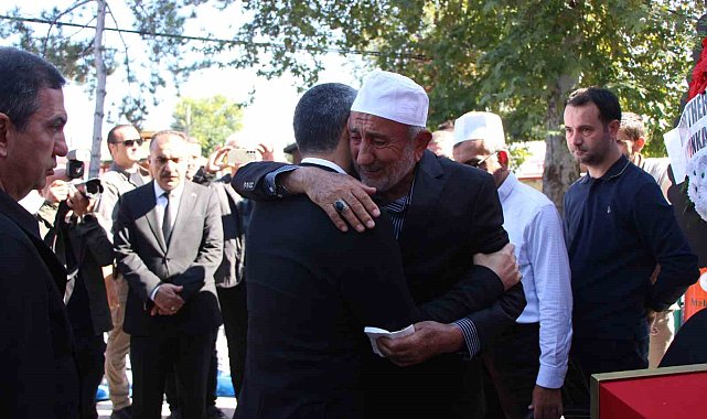 Hayatını kaybeden Afyonkarahisar Vali Yardımcısı İhsan Ayrancı, Amasya'da defnedildi