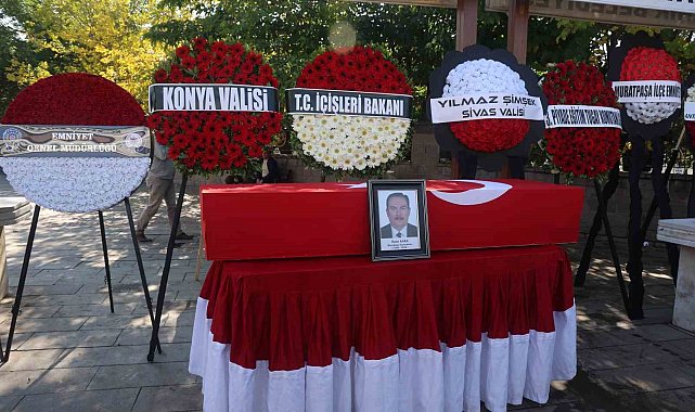 Hayatını kaybeden Muratpaşa Kaymakamı toprağa verildi