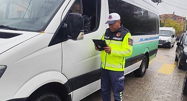 Hayrabolu'da jandarmadan okul servislerine sıkı denetim