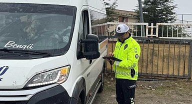 Hayrabolu'da polis ekiplerinden okul çevrelerinde güvenlik uygulaması