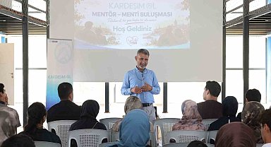 HBB'den başarılı öğrencilere burs, tablet ve mentörlük desteği