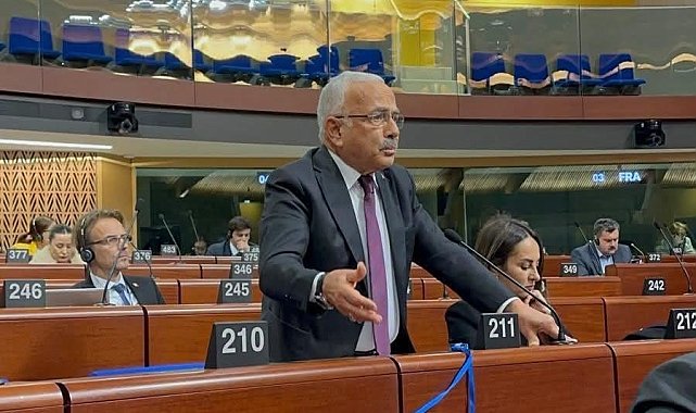 Hilmi Güler'den Yunan Başkana Avrupa'nın ortasında çarpıcı cevap: "Sizin ülkeniz kadar yer yıkıldı, Türkiye yeniden ayağa kaldırdı"