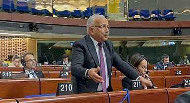 Hilmi Güler'den Yunan Başkana Avrupa'nın ortasında çarpıcı cevap: "Sizin ülkeniz kadar yer yıkıldı, Türkiye yeniden ayağa kaldırdı"