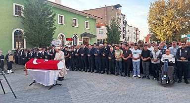 Hisarcık'ta Kıbrıs gazisi Mehmet Şener son yolculuğuna uğurlandı