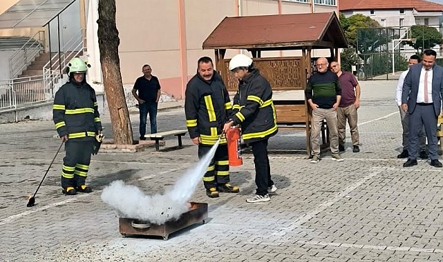 Hisarcık'ta öğrencilere Afet Farkındalık eğitimi verildi