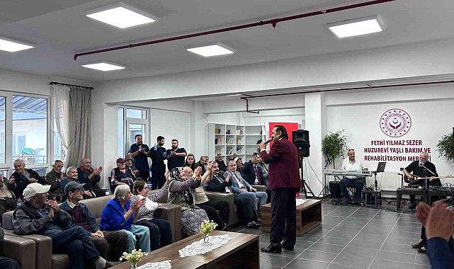 Huzurevi sakinleri ve koruma altındaki çocuklar anlamlı etkinlikte bir araya geldi