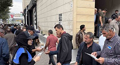 Iğdır'da cuma namazı çıkışında vatandaşlara dolandırıcılık uyarısı