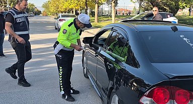 İl Emniyet Müdürlüğünden okul çevreleri ve servis araçlarına denetim