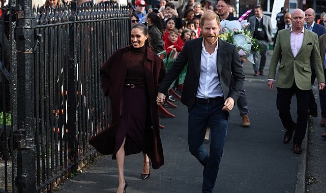 İngiltere'ye dönen Prens Harry ve Megan, ilk kez kamuoyu önüne çıktı