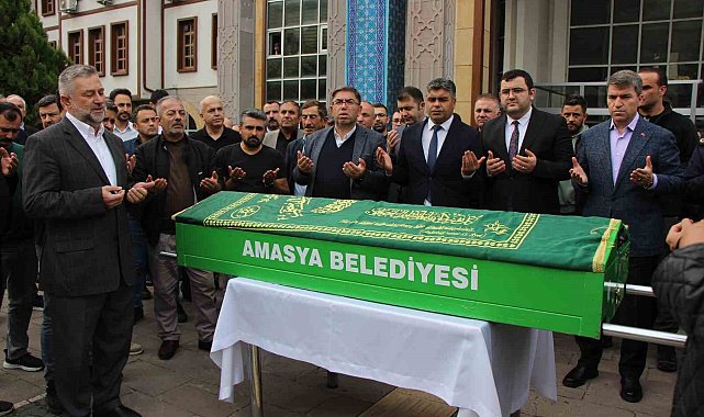 İşe giderken bisikletiyle kaza yapan adliye çalışanı hayatını kaybetti