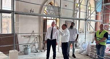 İskenderun'da tarihi kiliselerde restorasyon çalışmaları sürüyor