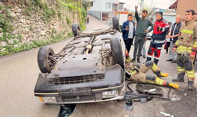 İskenderun'da ters dönen otomobilin sürücüsü yaralandı