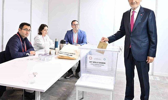 İstanbul Ticaret Odası Başkanı Şekib Avdagiç oyunu kullandı