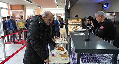 İstanbul'da örnek sosyal belediyecilik modeli: Ekmek 10 tl, yemek 55 tl, 20 bin emekliye 250 milyon TL destek