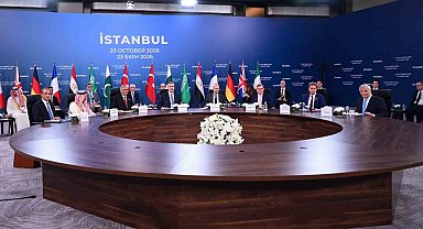 İstanbul'daki R4+E3 toplantısı öncesinde aile fotoğrafı