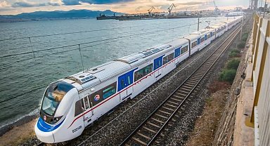 İZBAN'da 90 dakika uygulaması yeniden başladı... Toplu ulaşım 29 Ekim'de 1 kuruş