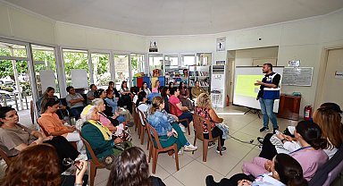 İzmir Efes Selçuklu kadınlara sağlık eğitimi