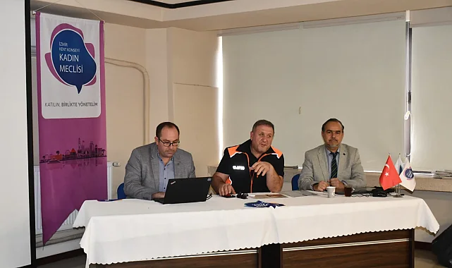İzmir Kent Konseyi'nden 'kentsel dönüşüm' paneli