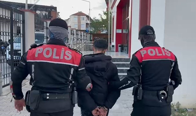 İzmir'de firariler polis takibinden kaçamadı