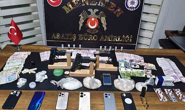 İzmir'de uyuşturucu ve silah operasyonu: 5 gözaltı