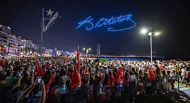 İzmir'de 29 Ekim coşkusu gökyüzüne taşınacak