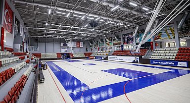 İzmir'de Celal Atik Spor Salonu yenilendi