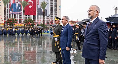 İzmir'de Cumhuriyet coşkusu başladı