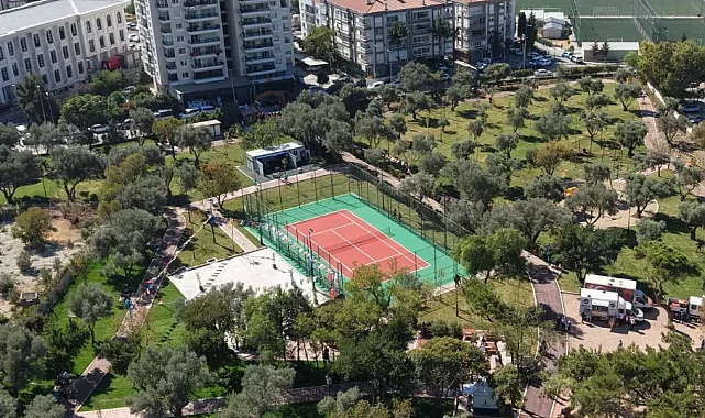 İzmir'de spor salonu açık havaya taşındı