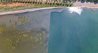 İzmit Körfezi'nin dibinden 2,4 milyon metreküp çamur çıkarıldı