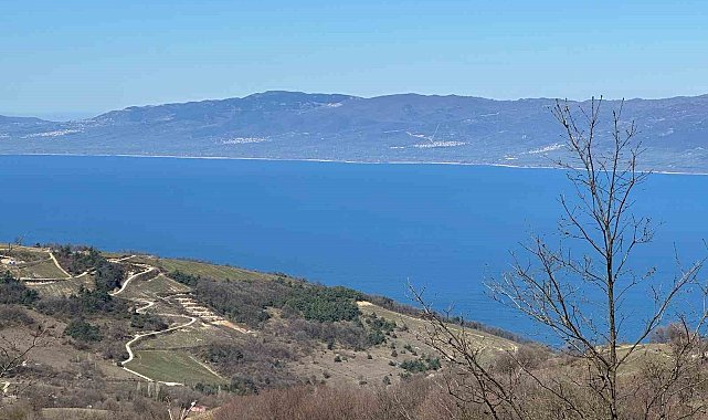 İznik Gölü ve Uludağ manzaralı köy İstanbul ve Ankaralıların radarında