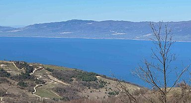 İznik Gölü ve Uludağ manzaralı köy İstanbul ve Ankaralıların radarında