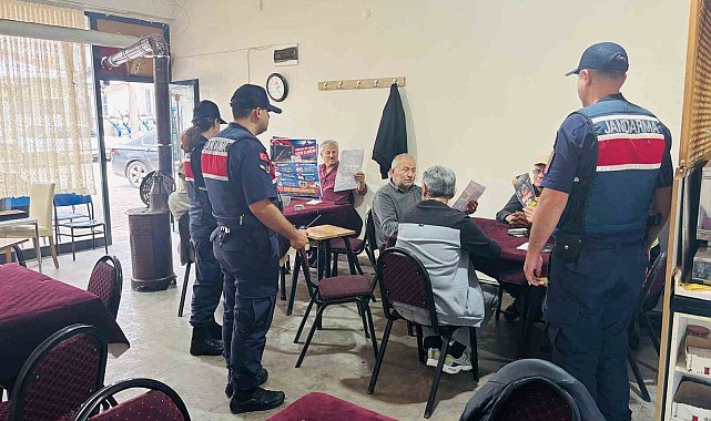 Jandarma çocuklar silahlara ulaşmasın diye köy köy gezip broşür dağıttı
