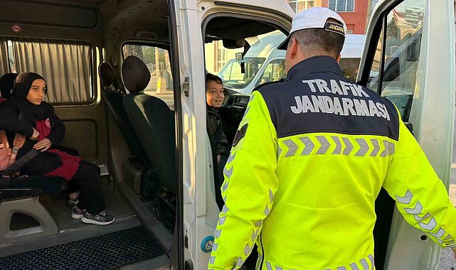 Jandarmadan okul çevrelerinde sıkı denetim