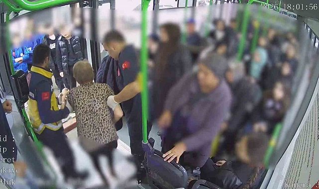 Kadın otobüs şoföründen hayat kurtaran hareket...O anlar kamerada